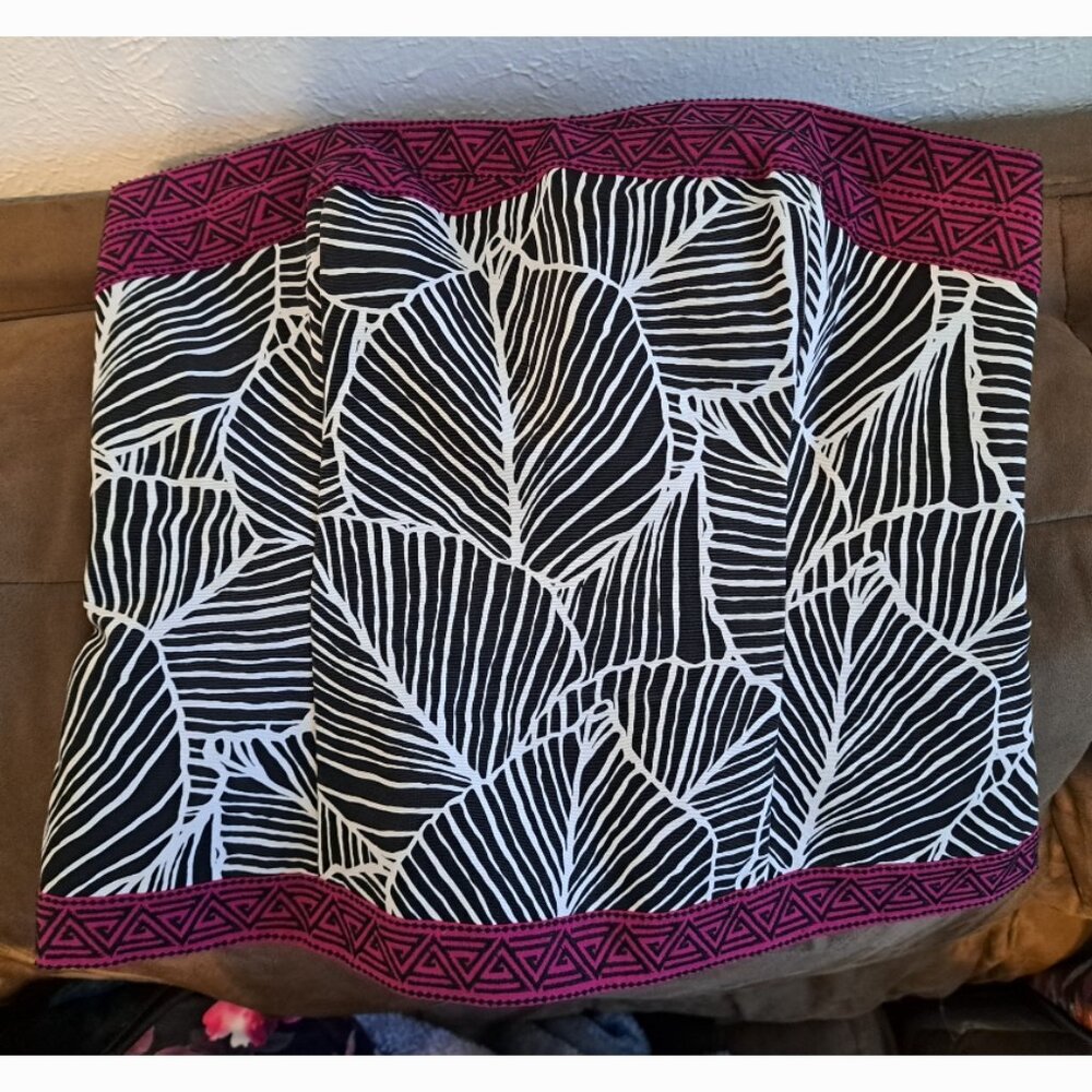 White House Black Market Black and White Sweetheart Bustier Tube Top